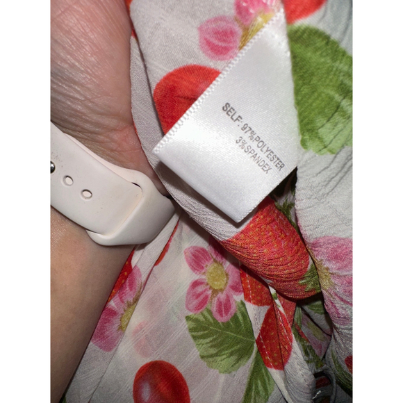 Rose + Olive White Red Strawberry Cherry Tie Front Blouse Size Large - Picture 12 of 12